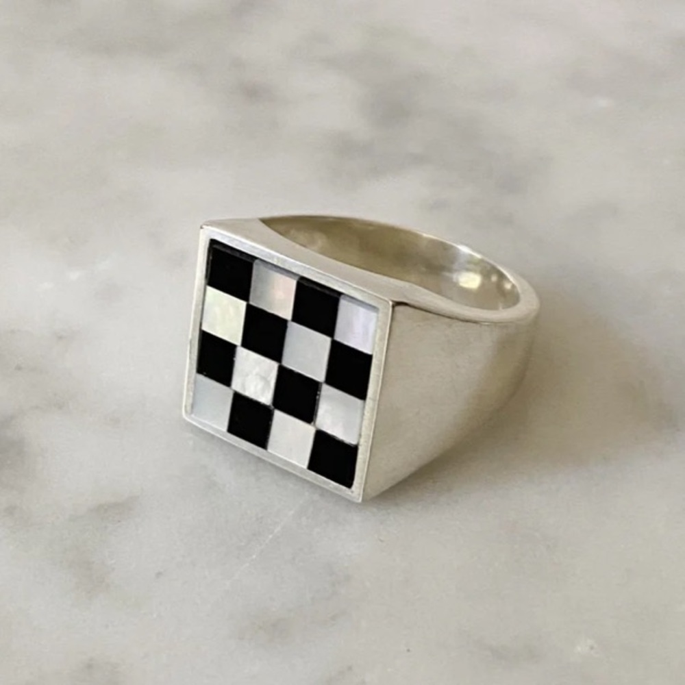 Tarin Thomas ring